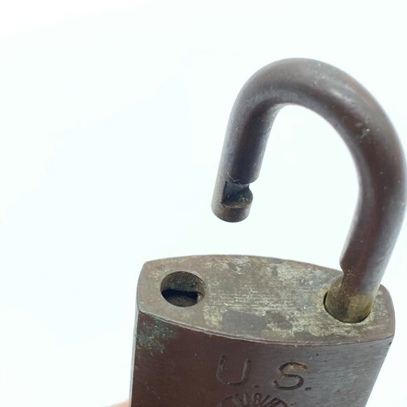 Vintage U.S. Eagle Brass Lock Co. Padlock Lock and Key USA Terryville Conn 2.25" - Picture 4 of 12